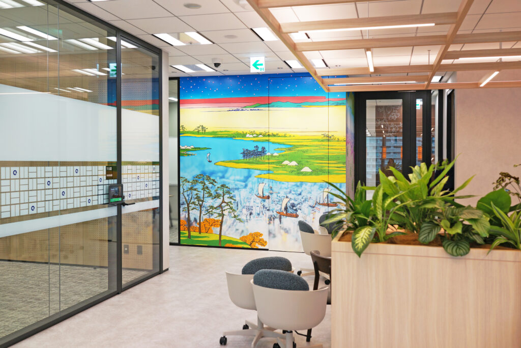 旅行会社　オフィス　壁画